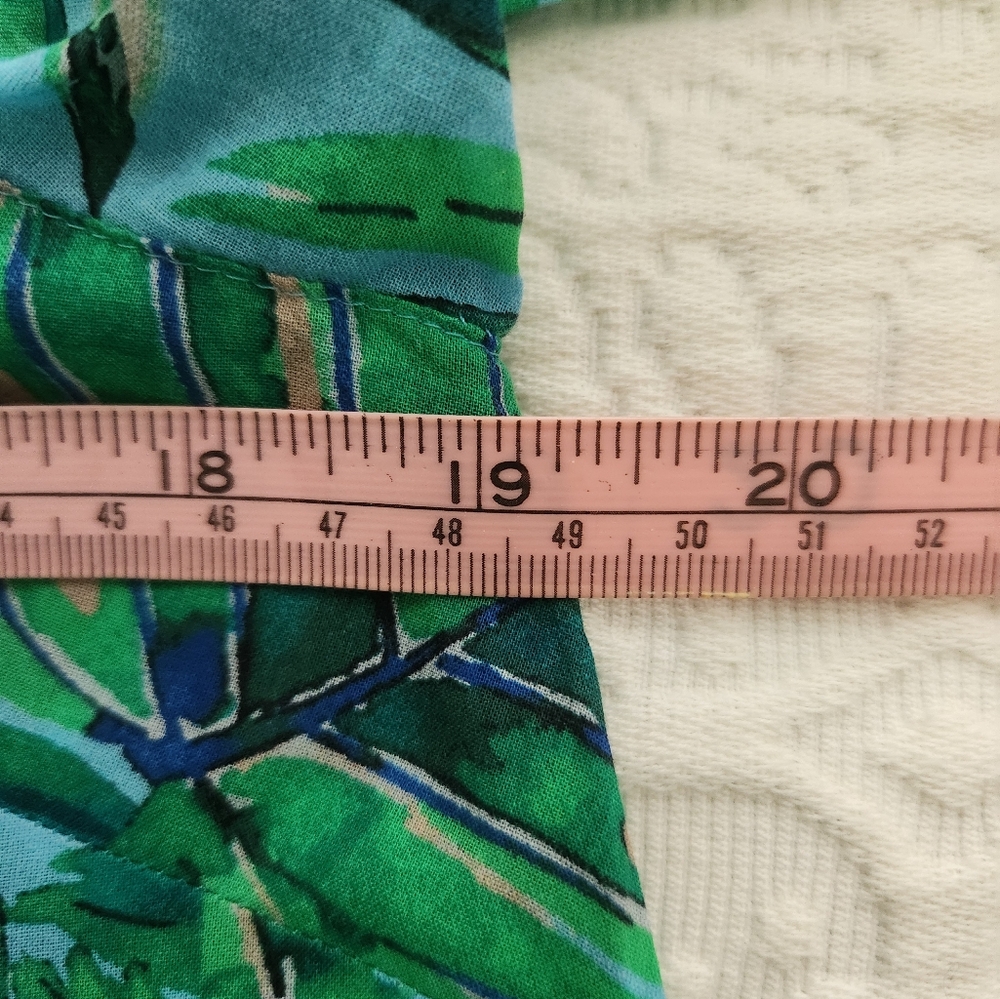 J. Jill Top Soft Cotton Green and Blue Leaf Print - Picture 7 of 9